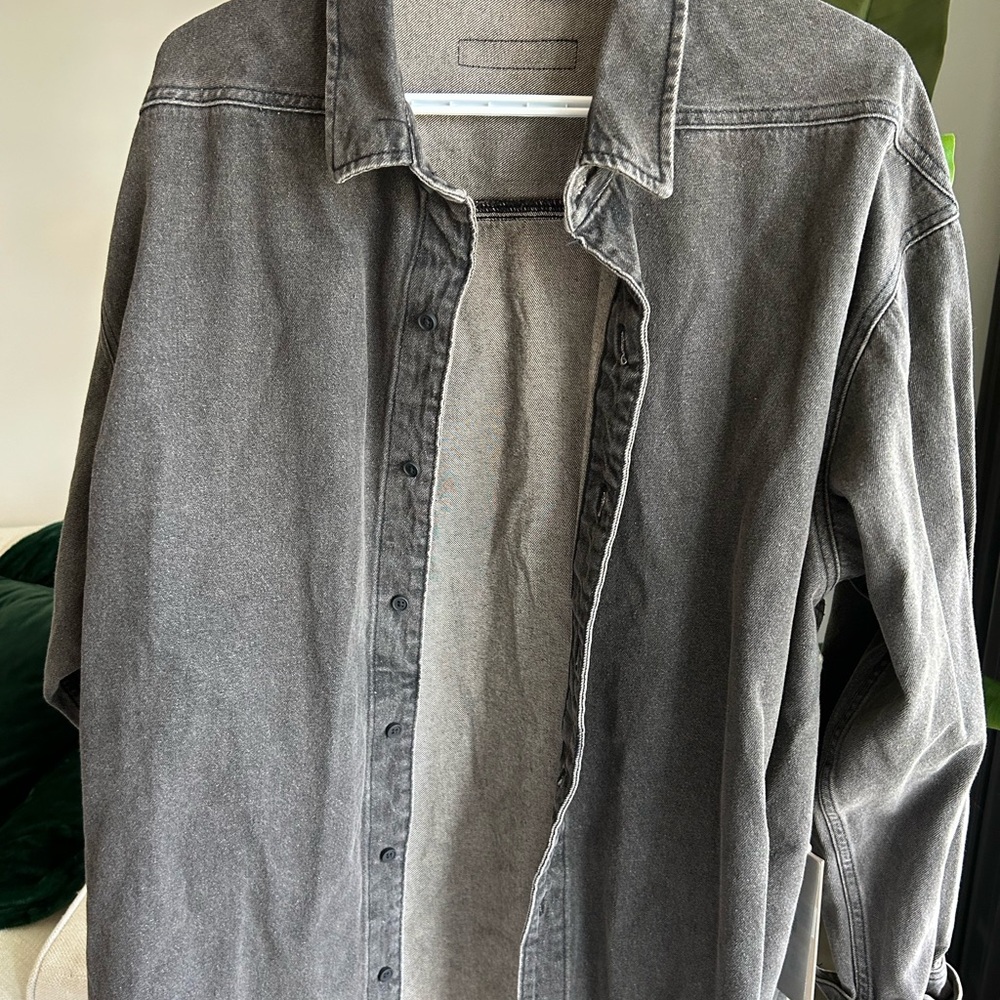 Essentials Gray Lightweight Shirt Jacket Casual Versatility